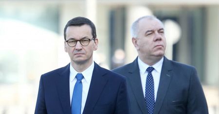 Premier pracuje nad ustawą, która wywróci wszystko. "Sasin został ograny"