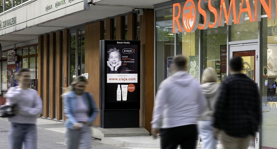 Rozliczenia za efekt. Bauer Media Outdoor Poland z nową usługą