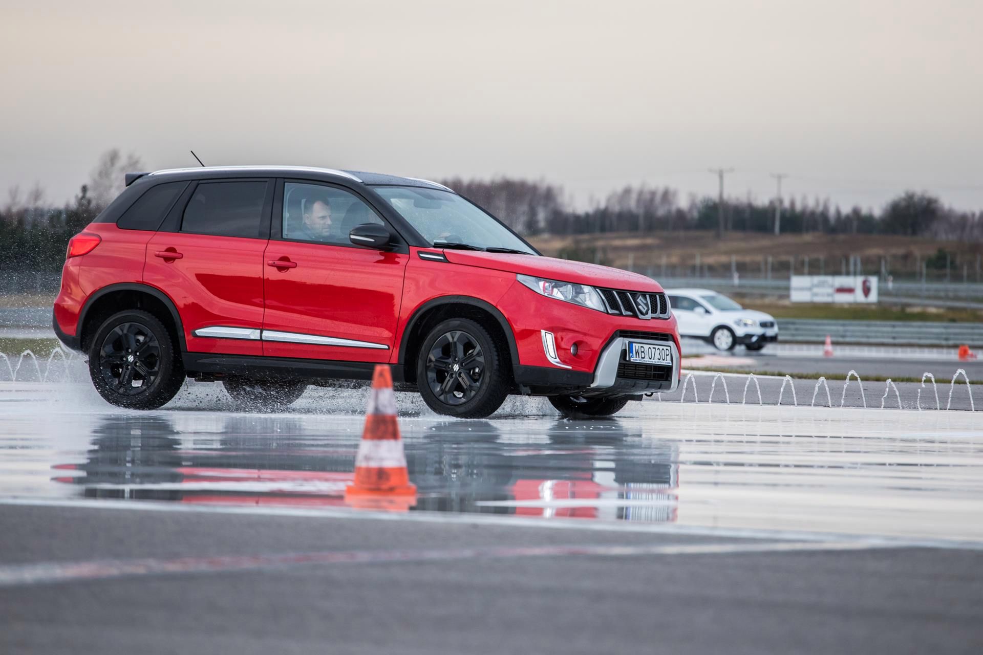 Vitara to najpopularniejszy obecnie model Suzuki. Aż 43 proc. samochodów wyjeżdża z salonów z napędem na cztery koła.