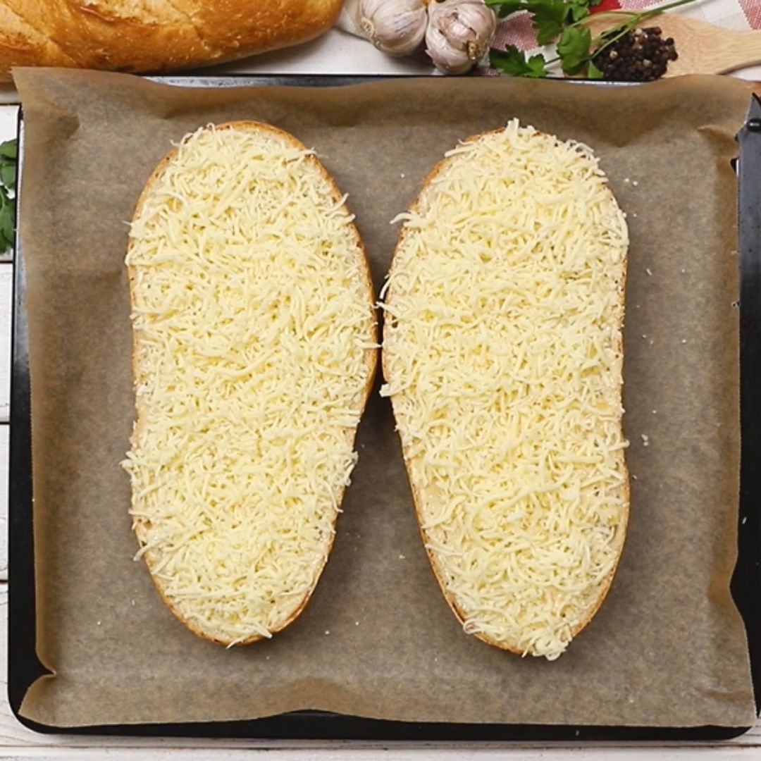 The bread in this form can go into the oven.