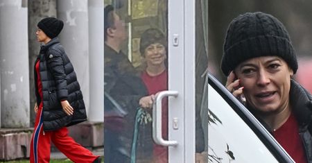 Anna Mucha parkuje na zakazie i pędzi do salonu sukien ślubnych. Postawiła na dres i brak makijażu