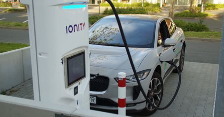 Niemcy szykują się na milion aut z wtyczką na drogach. Cel osiągną już w lipcu
