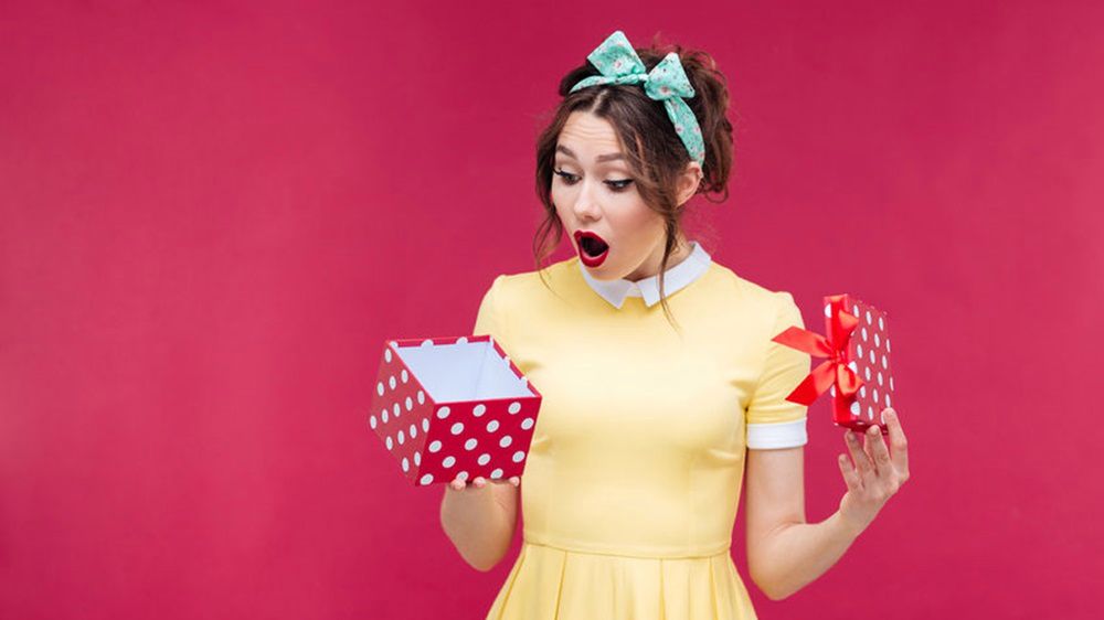 Prezent dla dziewczyny kochającej modę powinien być oryginalny i ciekawy