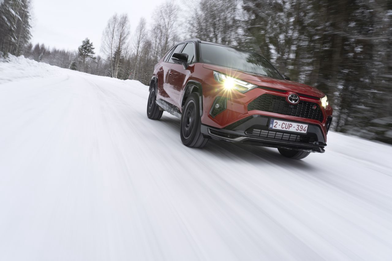 Wracają wyprzedaże! Toyota RAV4 z rabatem nawet 36 700 zł