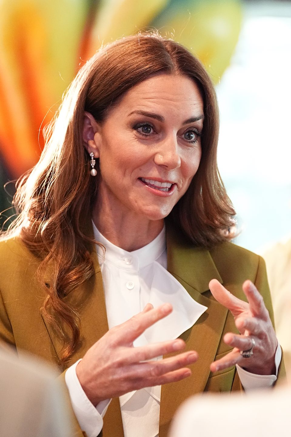 Kate Middleton w garniturze od Victorii Beckham