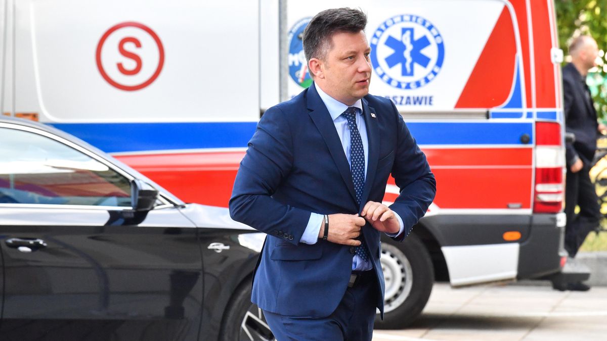 Michał Dworczyk tuż po rajdzie na sygnale po stolicy