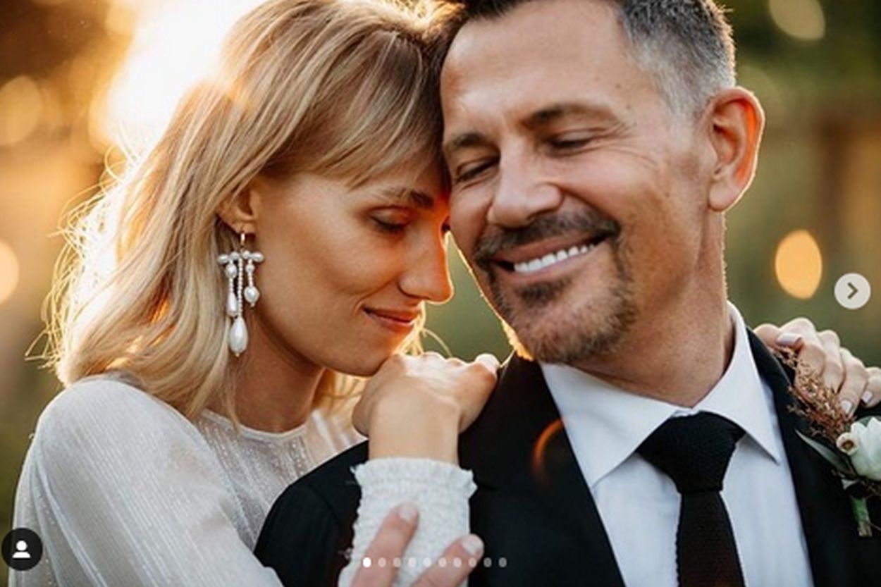 Krzysztof Ibisz z żoną chwalą się kolejnymi zdjęciami ze ślubu