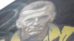 Mural Adama Ledwonia już odsłonięty. Kibice mają pomysł, by stał się początkiem nowej artystycznej atrakcji Katowic