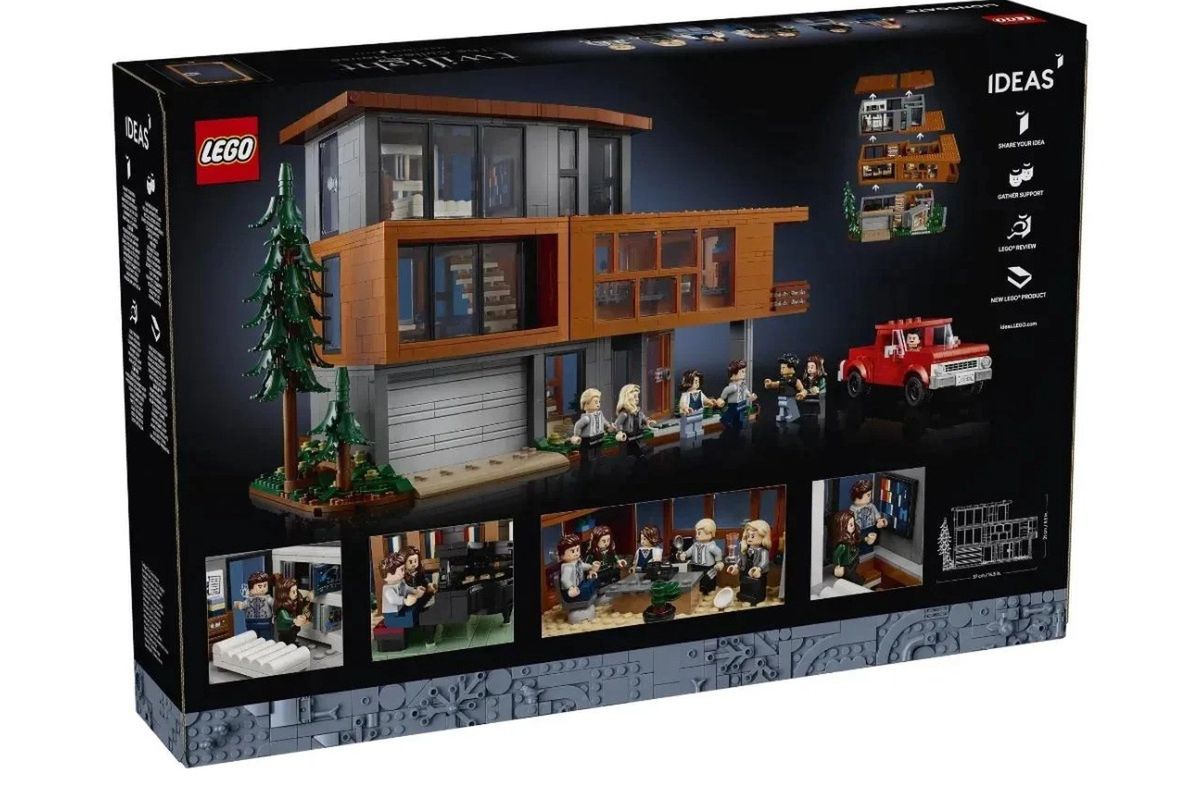 LEGO from "Twilight" officially in February! The Cullens' house looks fabulous.