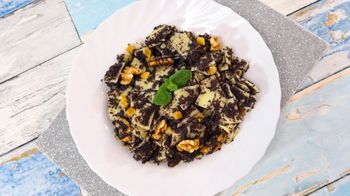 Łazanki z makiem. To klasyczny deser wigilijny, który zachwyca