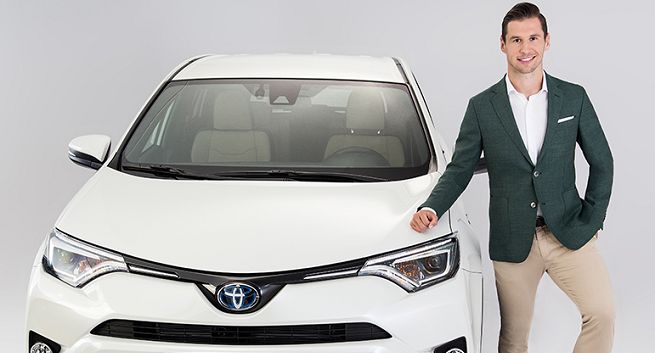 Grzegorz Krychowiak ambasadorem marketingowym Toyoty RAV4, na razie bez reklam ATL-owych (wideo)