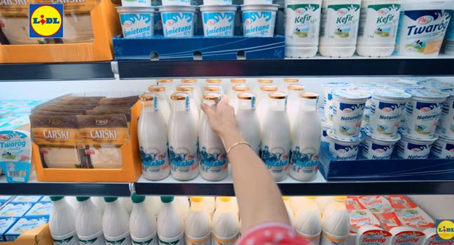 Lidl Polska głosem Czubówny reklamuje nabiał marki własnej