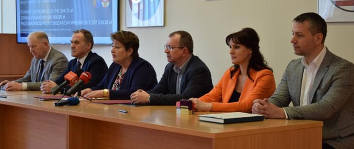 Podpisano umowę na rozbudowę drogi powiatowej