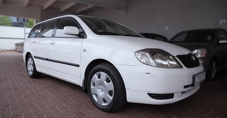 Toyota Corolla z milionem kilometrów na liczniku. Zobaczcie, jak zniosła ten przebieg