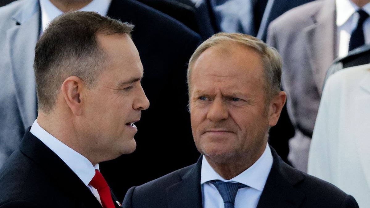 Rosyjskie media skupiają się na "konflikcie" między Karolem
