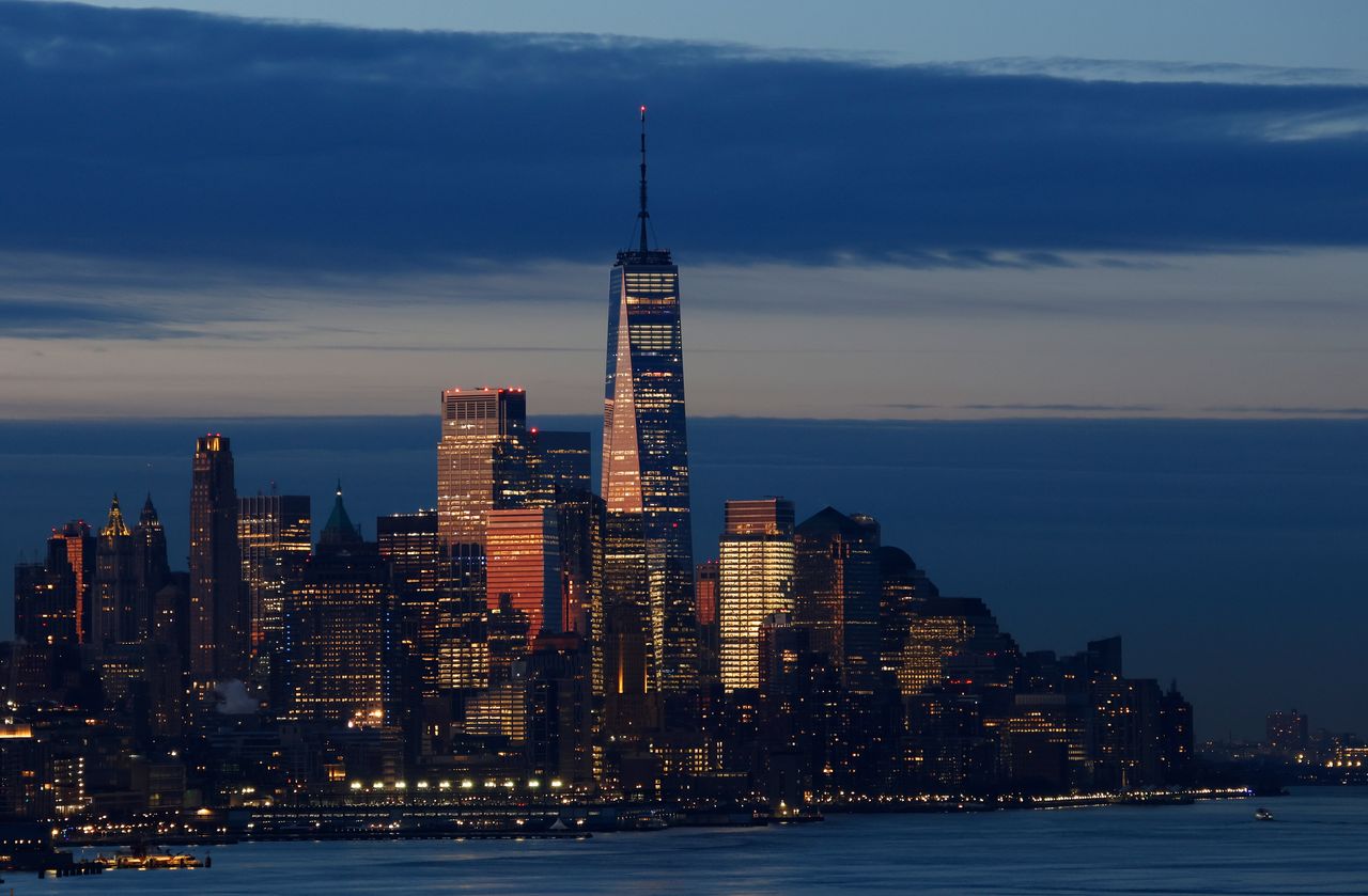 One World Trade Center góruje nad Manhattanem