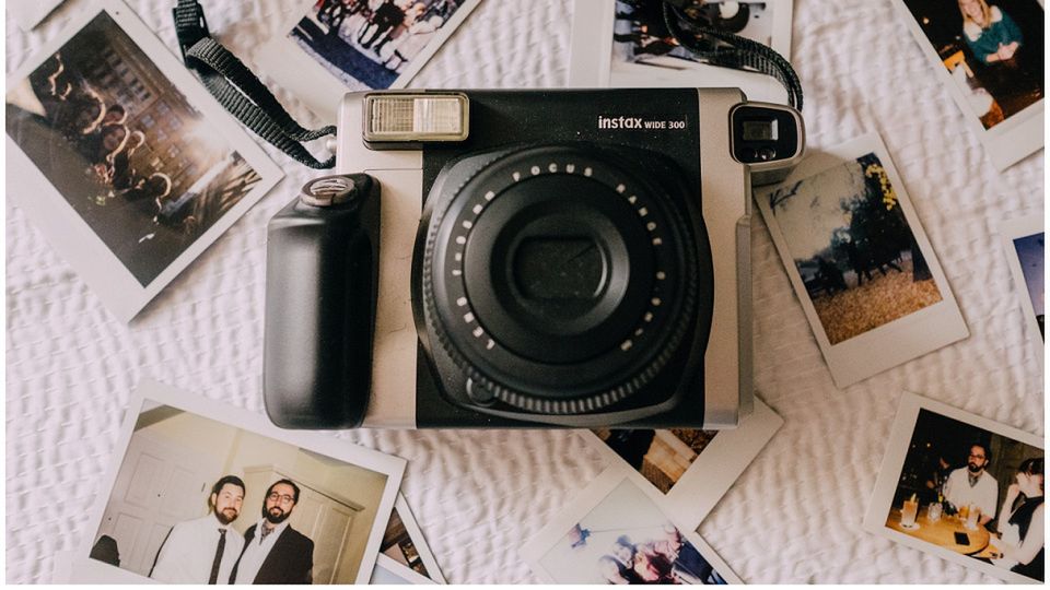 Na nasz rynek wchodzą wkłady Instax Wide Monochrome 1