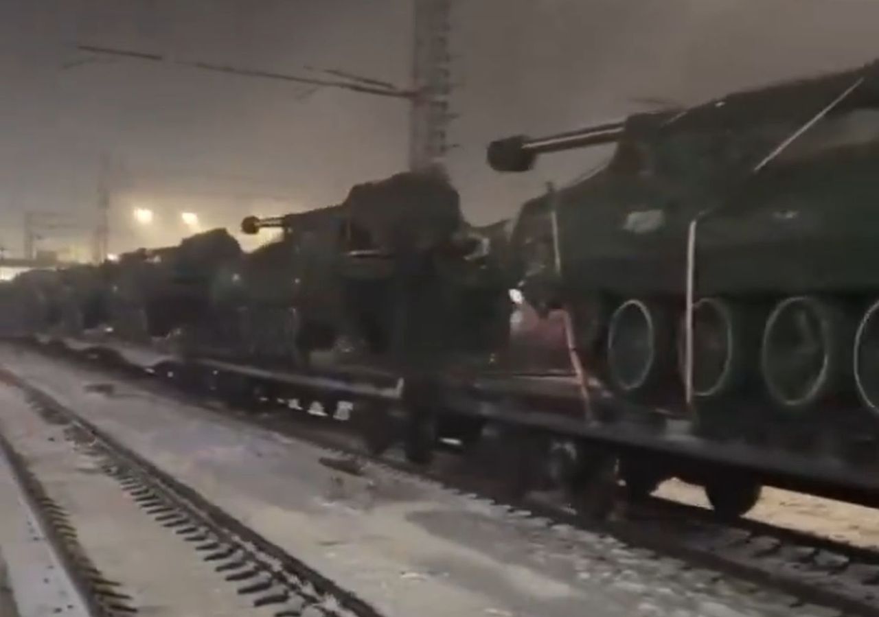 Transport des M1989 Koksan nach Russland