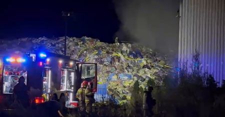 Pożar w Piotrkowie Trybunalskim. "Sytuacja opanowana"