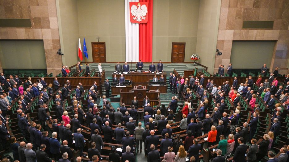 Politycy powinni dostać podwyżkę? Zdecydowana odpowiedź Polaków