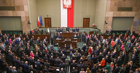 Politycy z podwyżką od stycznia? Polacy pokazali, co o tym myślą