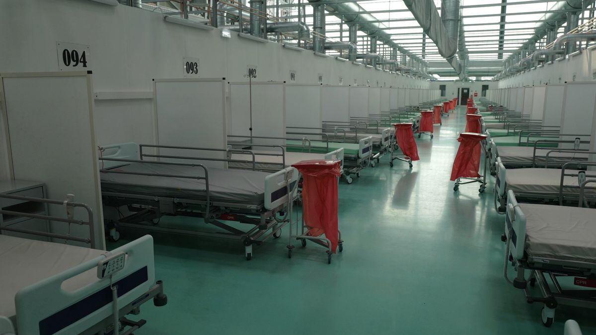 Powstający szpital tymczasowy na Okęciu