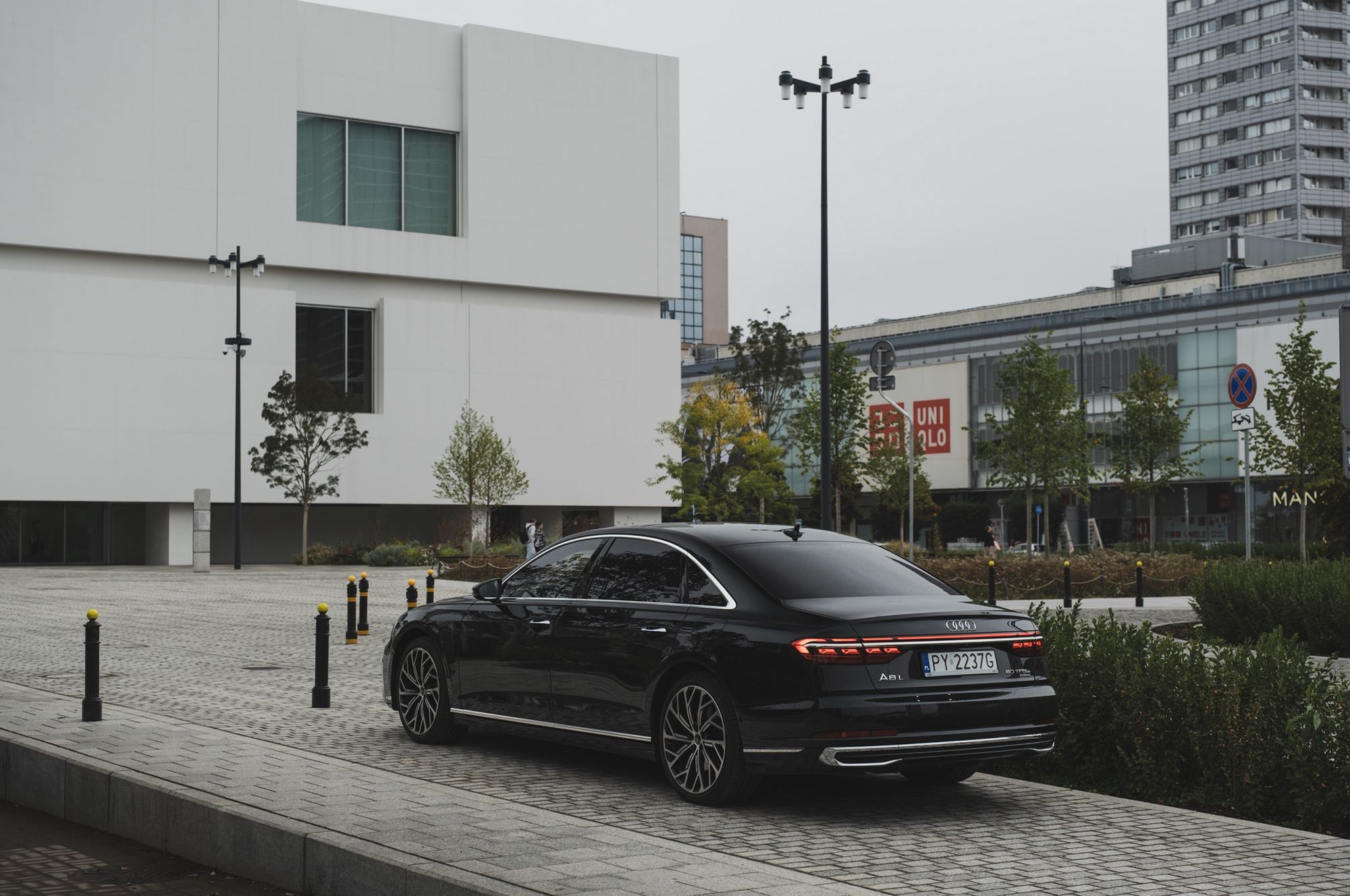 Audi A8 L 60 TFSI e Quattro (2025)