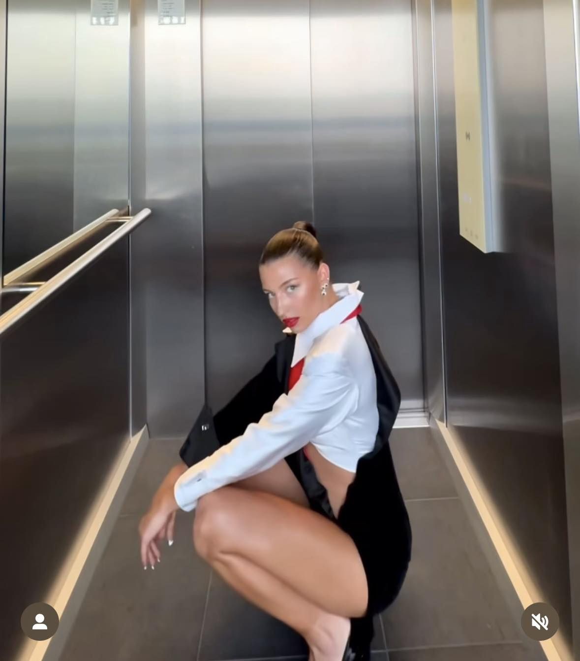 Julia Wieniawa w kolejnej AWANGARDOWEJ stylizacji
