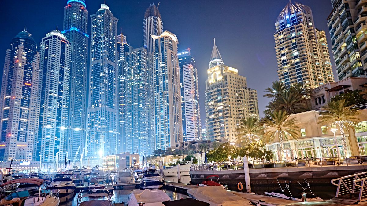 Rosjanie, szukając bezpiecznego miejsca dla swoich pieniędzy, inwestują w Dubaju 