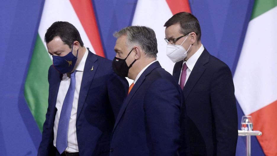 Budapeszt. Spotkanie Morawieckiego z Orbanem i Salvinim