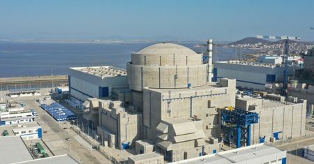 Ambitny plan Chin. Zbudują 150 reaktorów atomowych