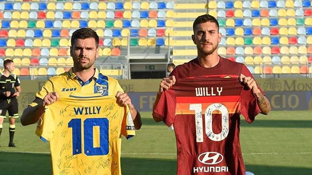 Piłkarze AS Roma i Frosinone upamiętnili 21-latka