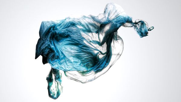 Zamień reklamówkę w dym bez użycia ognia 1