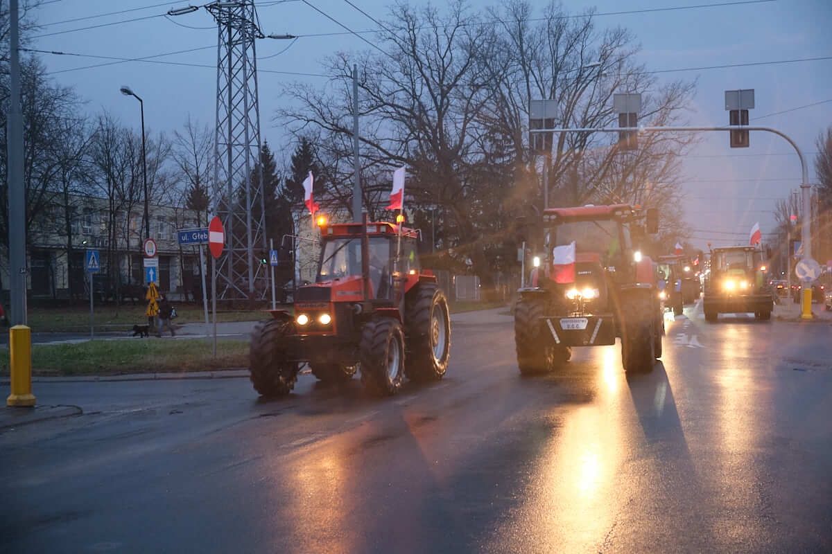 Spontaniczny przejazd rolników do centrum Lublina
