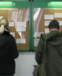 Pierwszy dzień w pracy bez umowy i tak miesiącami? Szykuje się walka nielegalnym zatrudnieniem