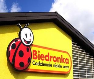 Wzrost sprzedaży w Biedronce. Efekt 500+?