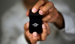 Chińczycy ruszyli po towary luksusowe. Juan spadł, więc kupują je w kraju