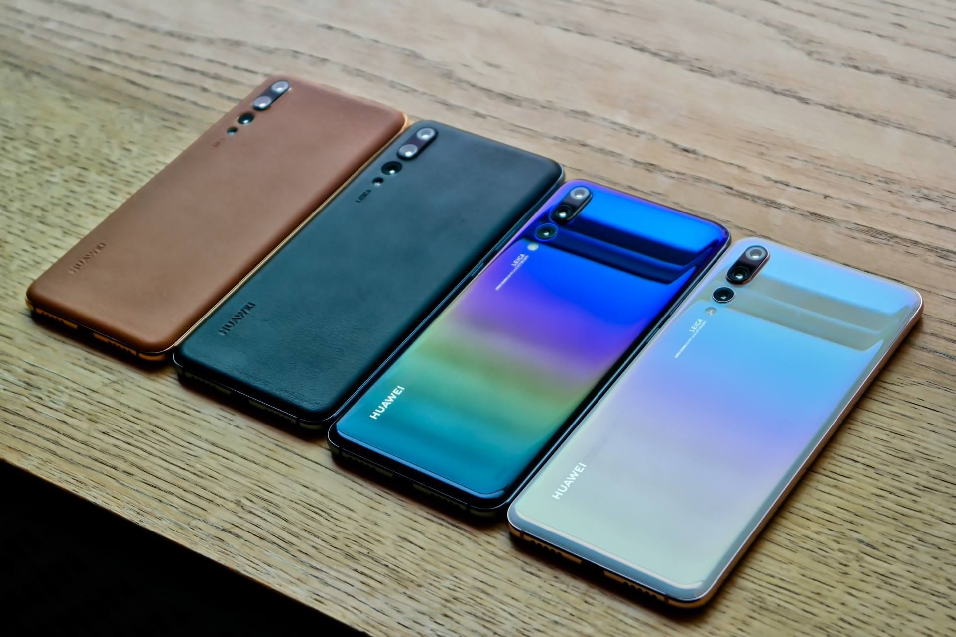 #wSkrócie: data premiery Huawei Mate 20, "skórzany" Huawei P20 Pro i futurystyczna nubia-α 2