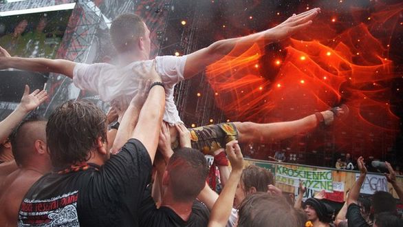 Koncerty, zloty, czy fora - tak sklepy szukają klientów.