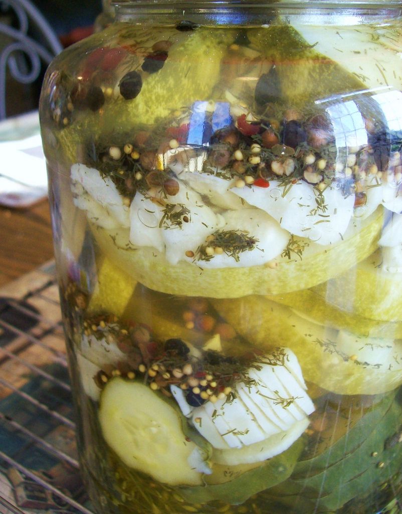 Ogórki konserwowe - właściwości odżywcze, w kuchni, przepis