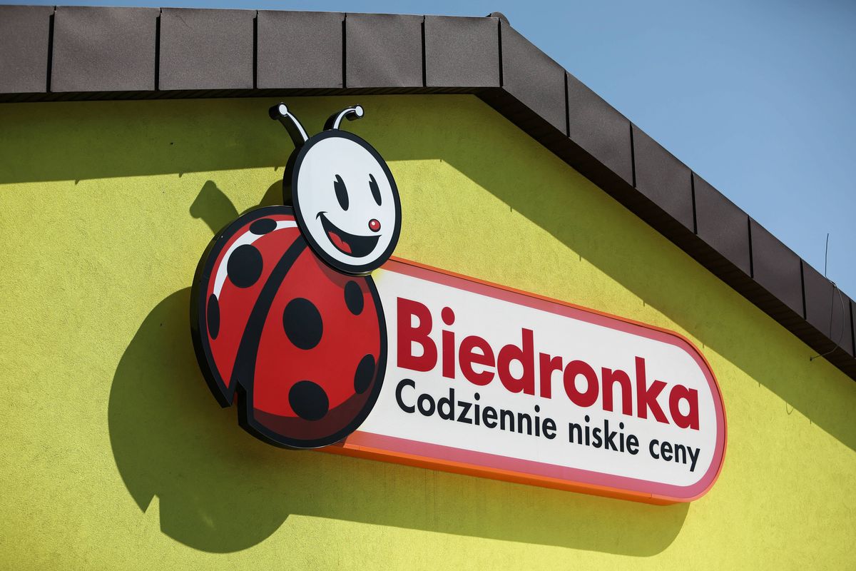 Warszawa. Wybrane sklepy Biedronki są czynne w każdą niedzielę 