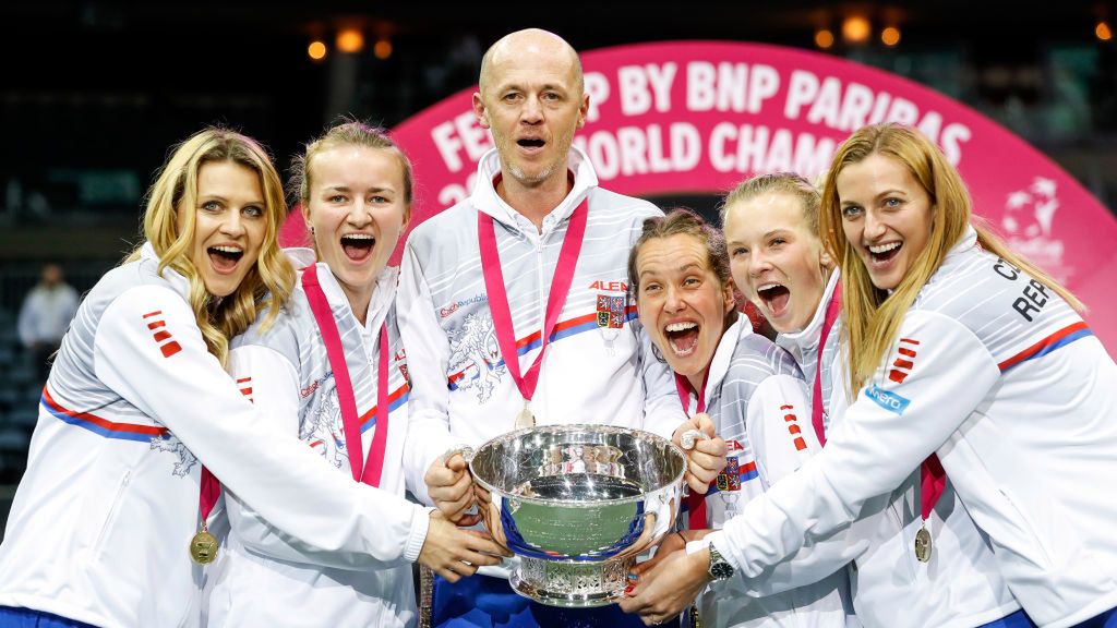 Getty Images / Srdjan Stevanovic / Na zdjęciu: reprezentacja Czech cieszy się ze zwycięstwa w Pucharze Federacji 2018