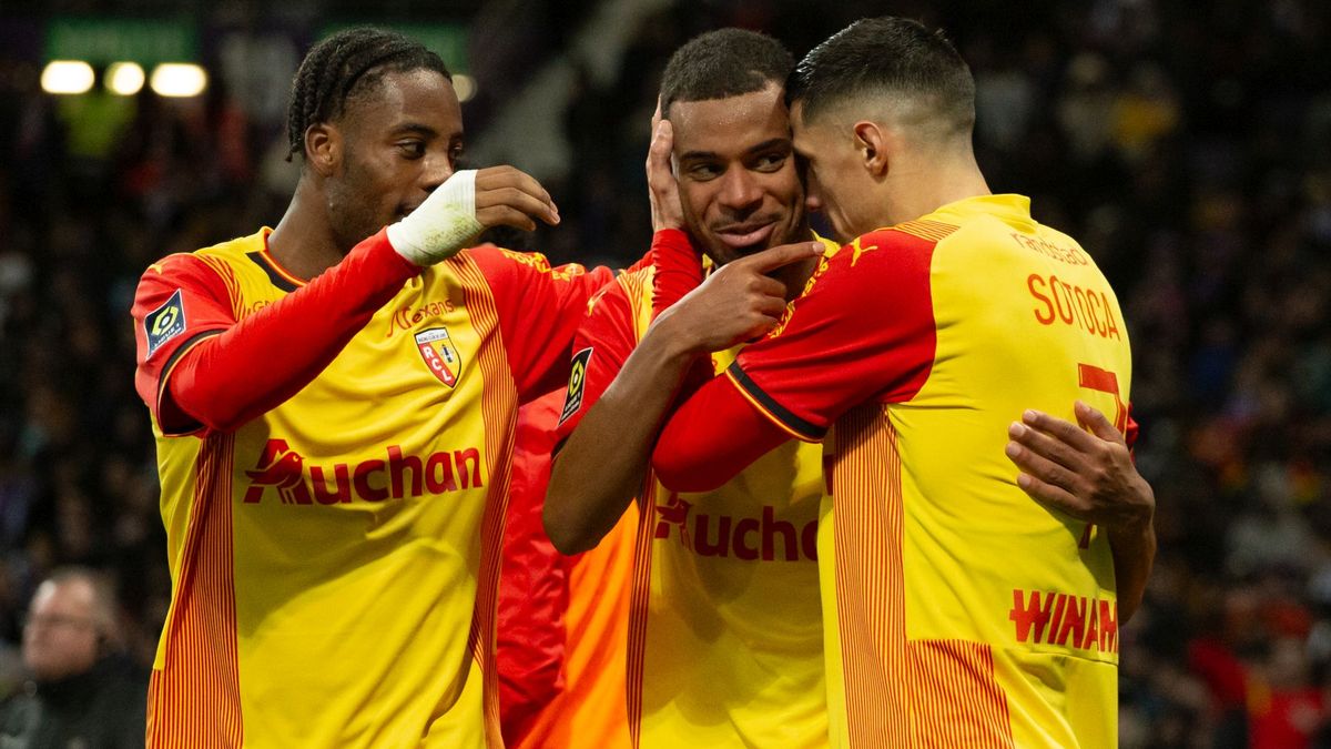 Getty Images / Sylvain Dionisio / Na zdjęciu: radość piłkarzy RC Lens