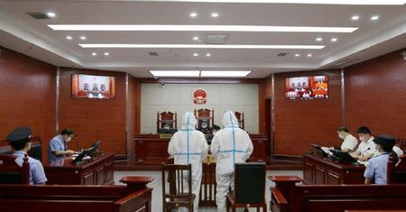 Pojechali do Wuhan. Tajemnica wyszła na jaw