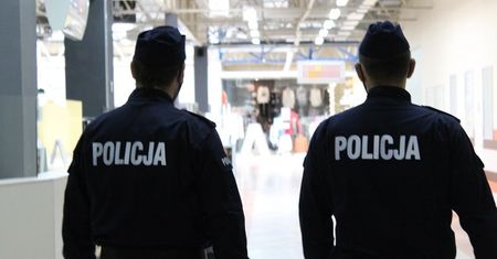 Wysokie pensje w policji. Tak zarabiają komendanci wojewódzcy w Polsce