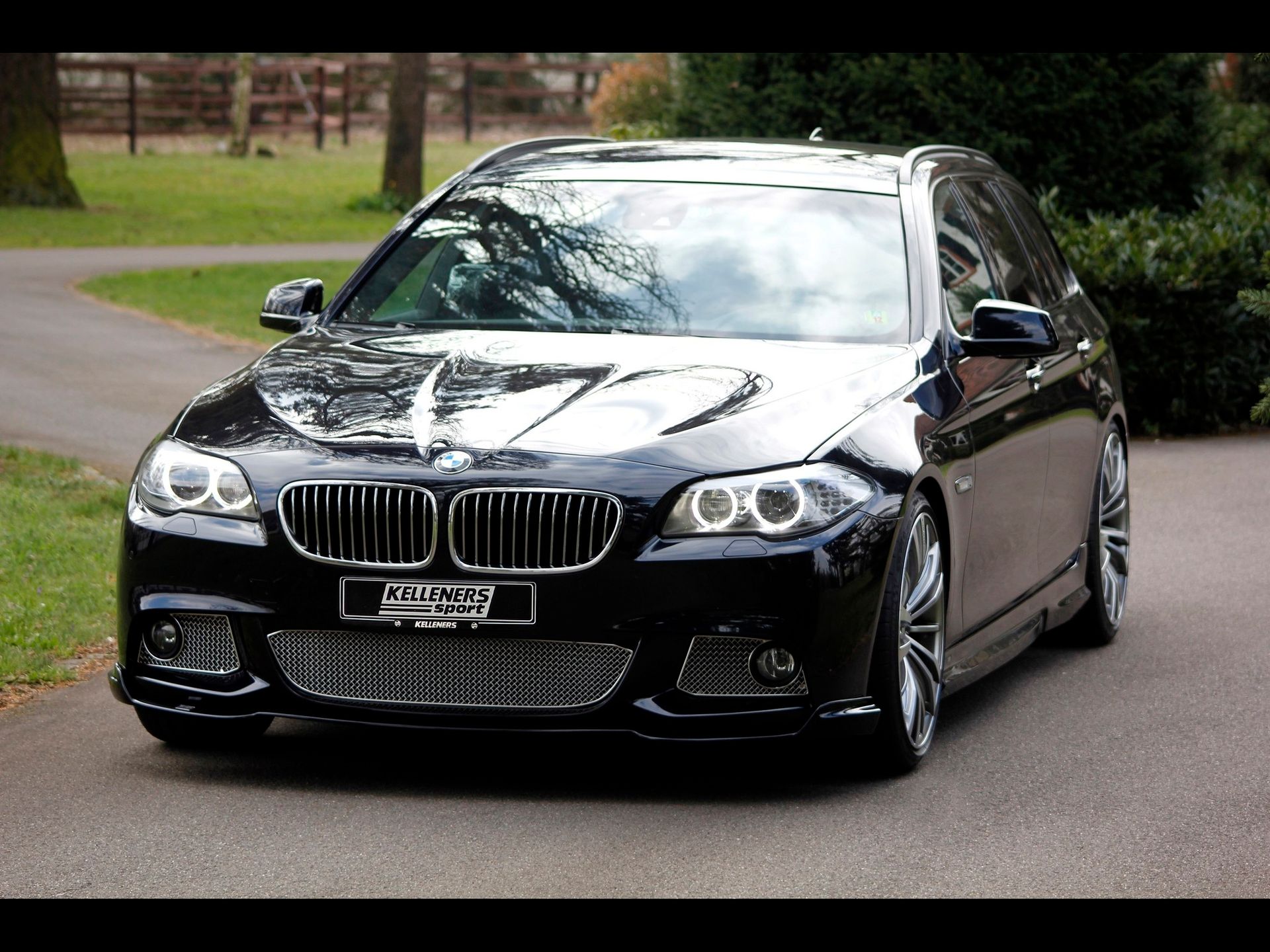 Kelleners 550i Touring fot.2