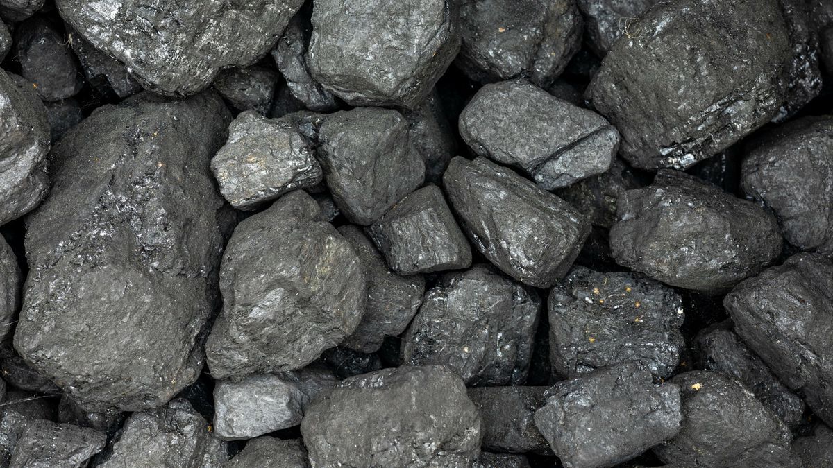 Ile kosztuje węgiel? 