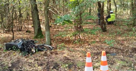 Rudy: Czołowe zderzenie. 37-letni motocyklista zginął na miejscu