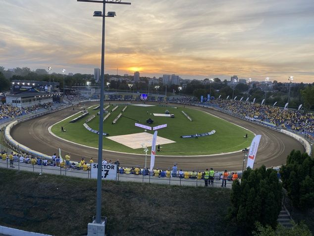 Widok na stadion z góry.