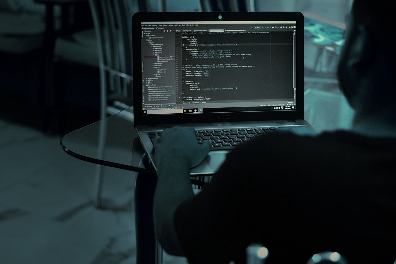 Hackerzy zaatakowali system ePUAP. To może utrudniać jego działanie